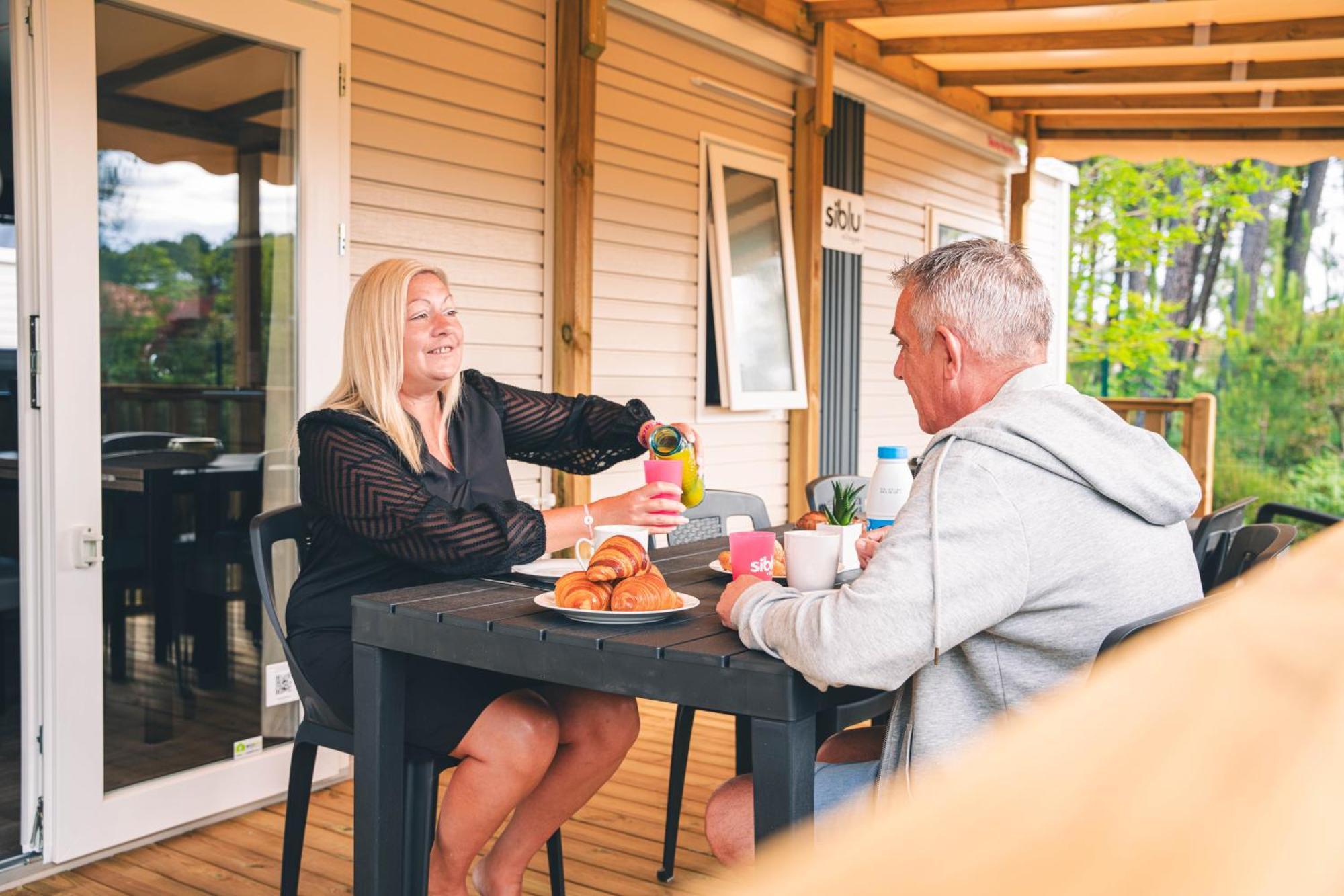 Camping Officiel Siblu Le Pipiou Parentis-en-Born Esterno foto